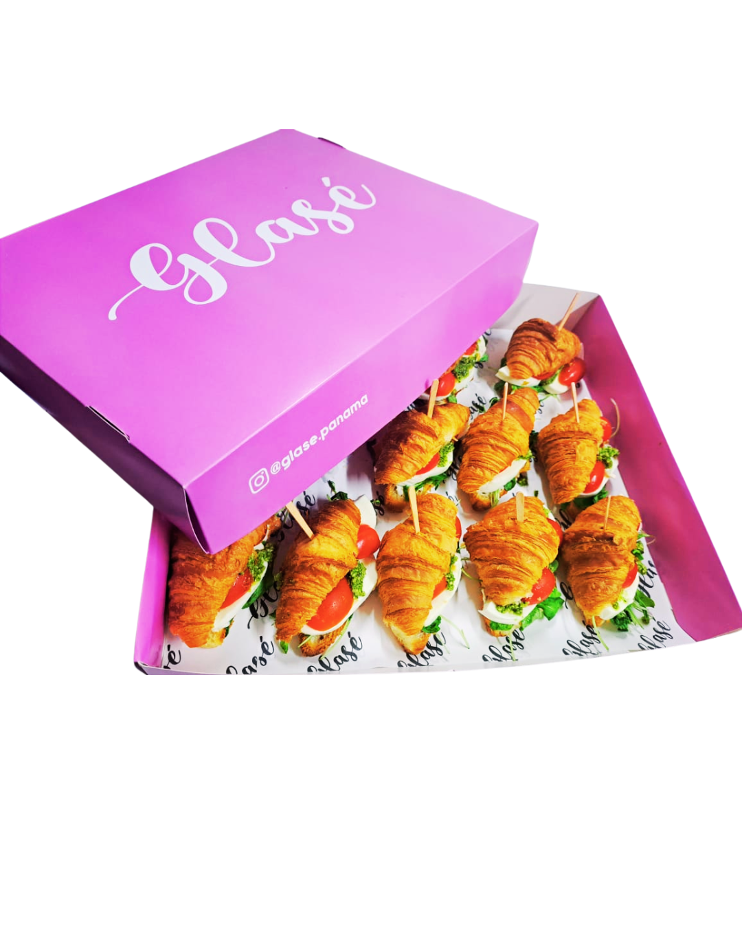 Mini Croissants Caprese (18 unidades)