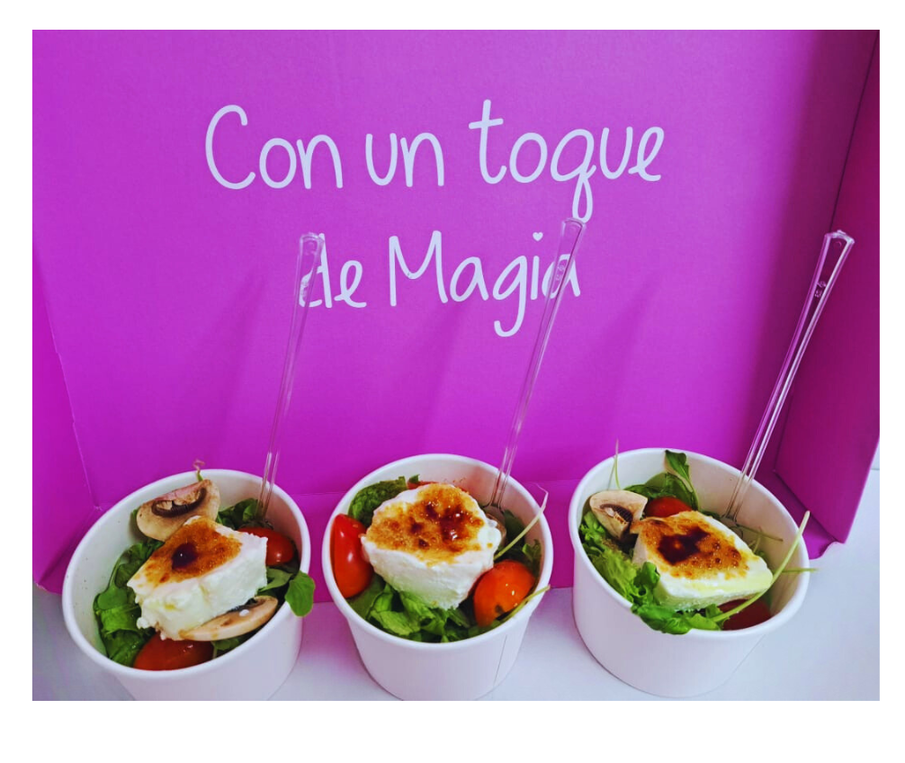 Mini Ensaladas de queso de cabra caramelizada (12 unidades)